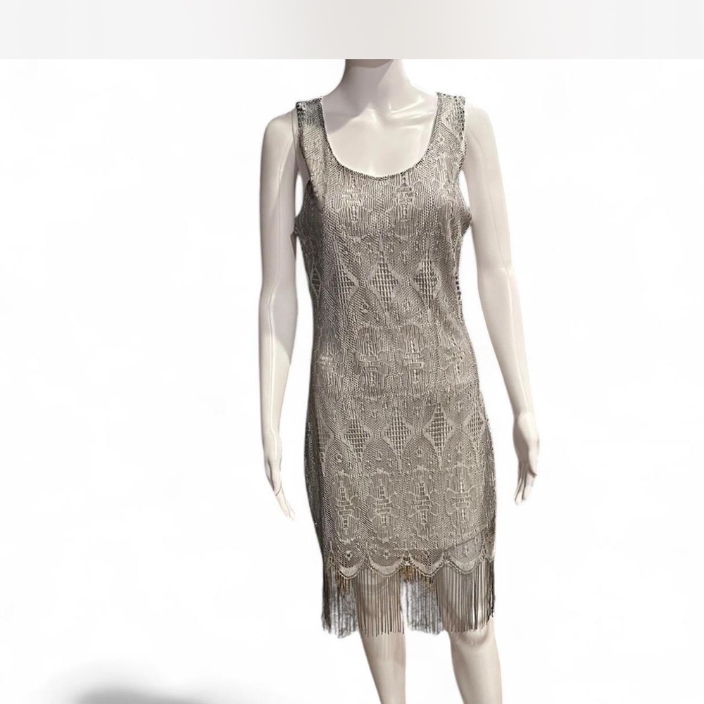 VENUS Gray Sheath Cocktail Dress Sleeveless Scoop Neck Midi.. NWOT